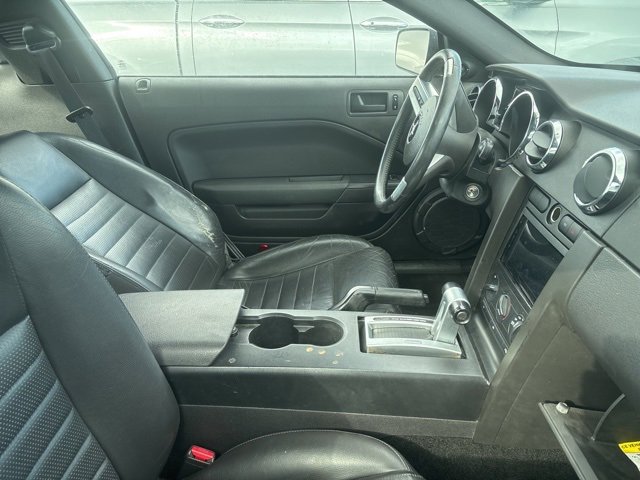 Used 2005 Ford Mustang GT Premium image 6