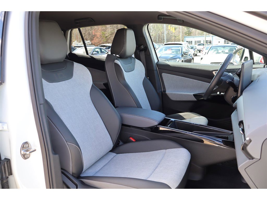 Used 2023 Volkswagen ID.4 Pro image 22