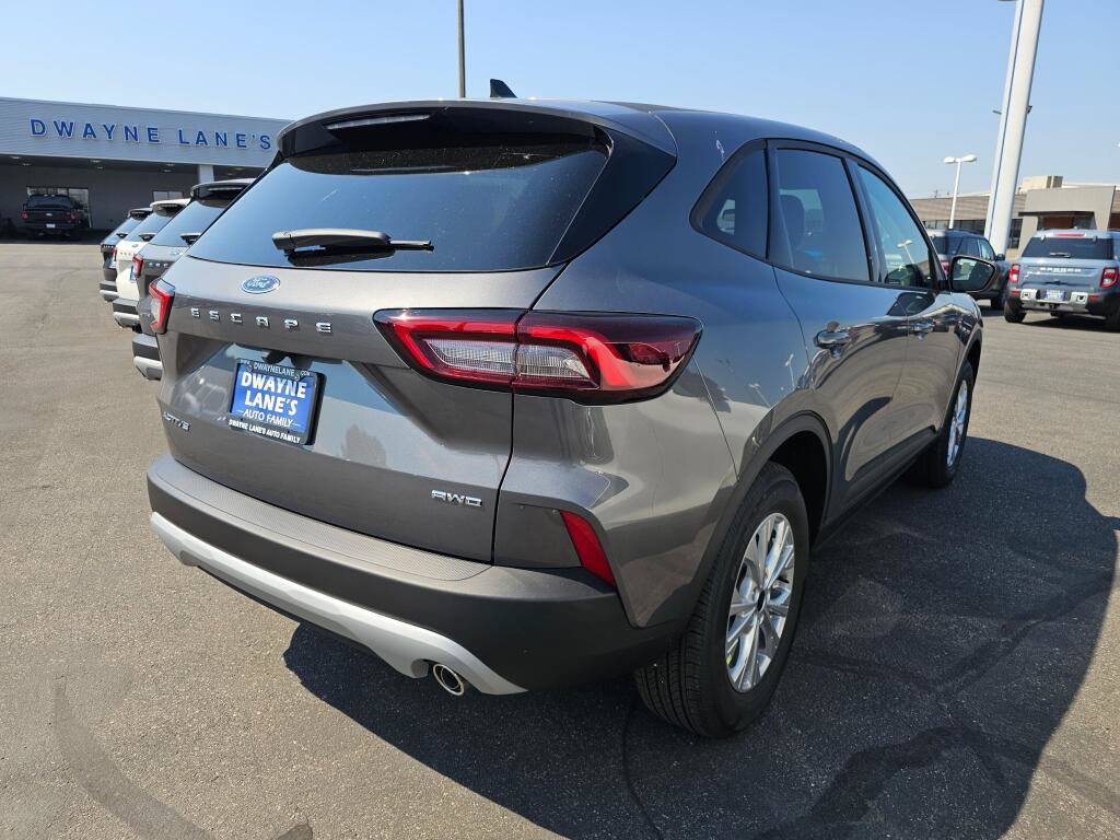 New 2025 Ford Escape Active AWD/4WD image 6