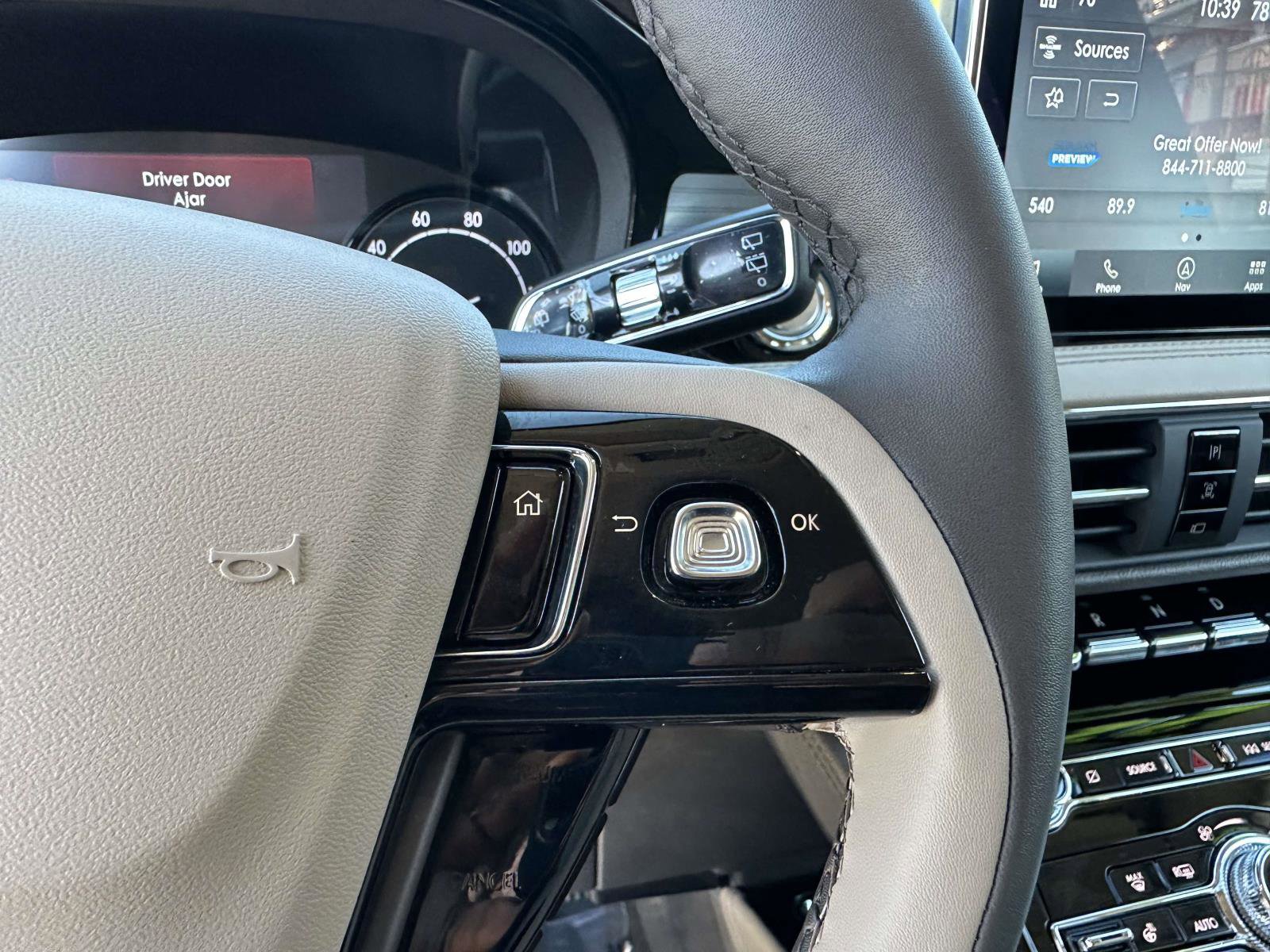 Used 2022 Lincoln Corsair AWD w/ Equipment Group 101A image 27