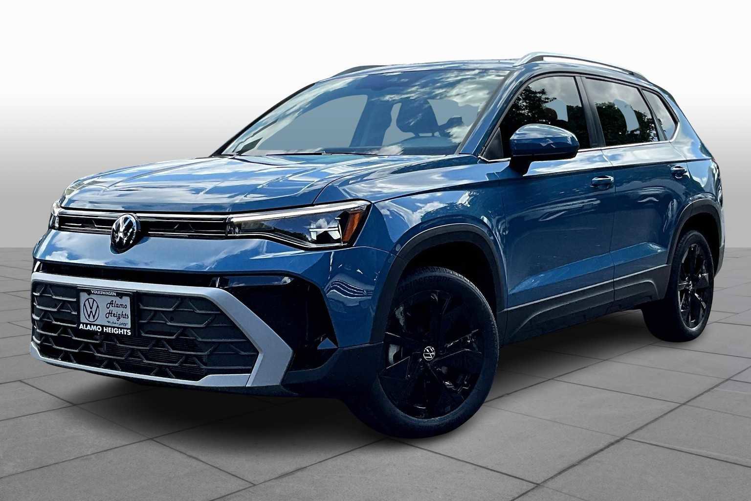 New 2025 Volkswagen Taos SE