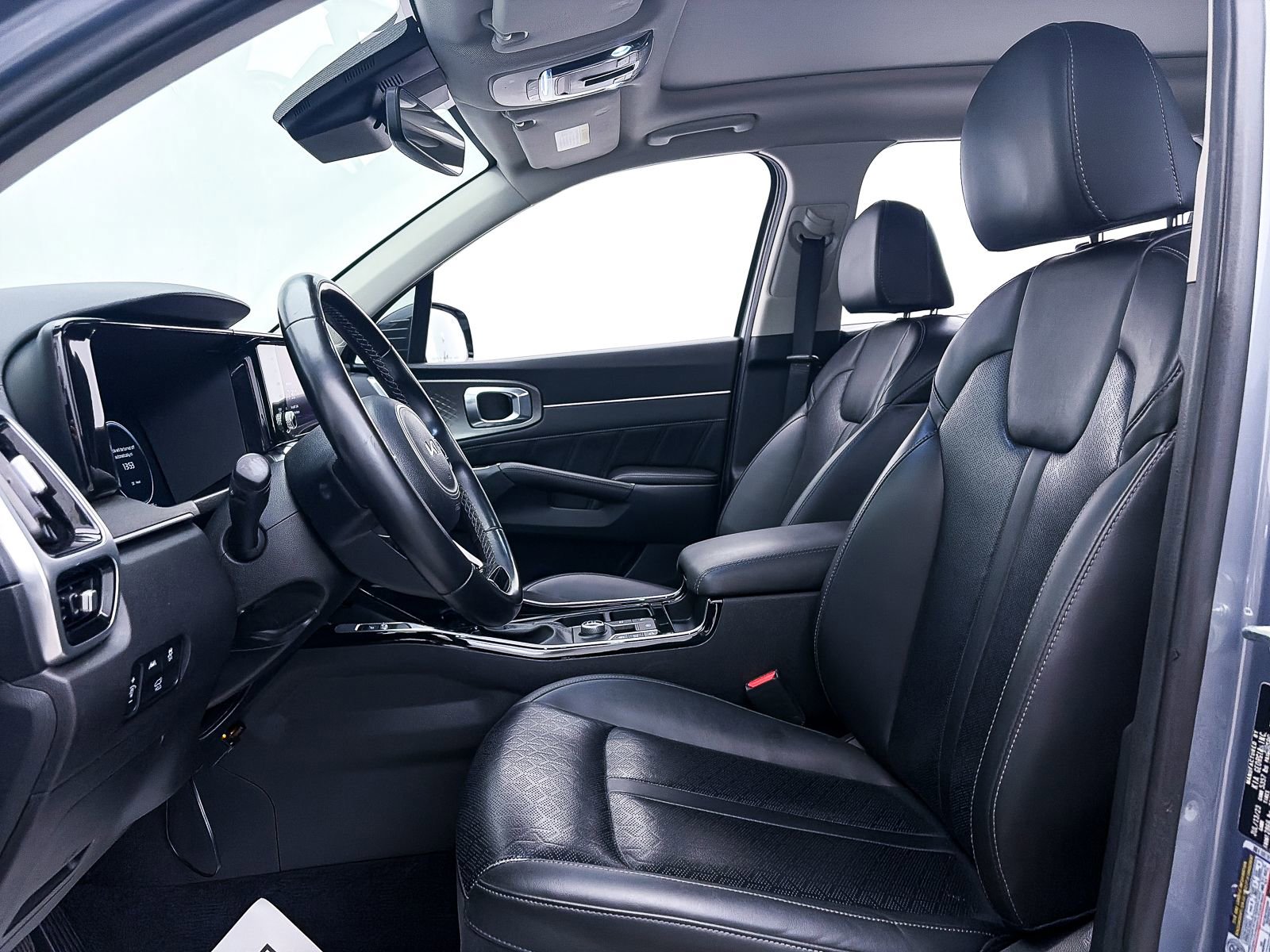 Certified 2023 Kia Sorento SX image 18