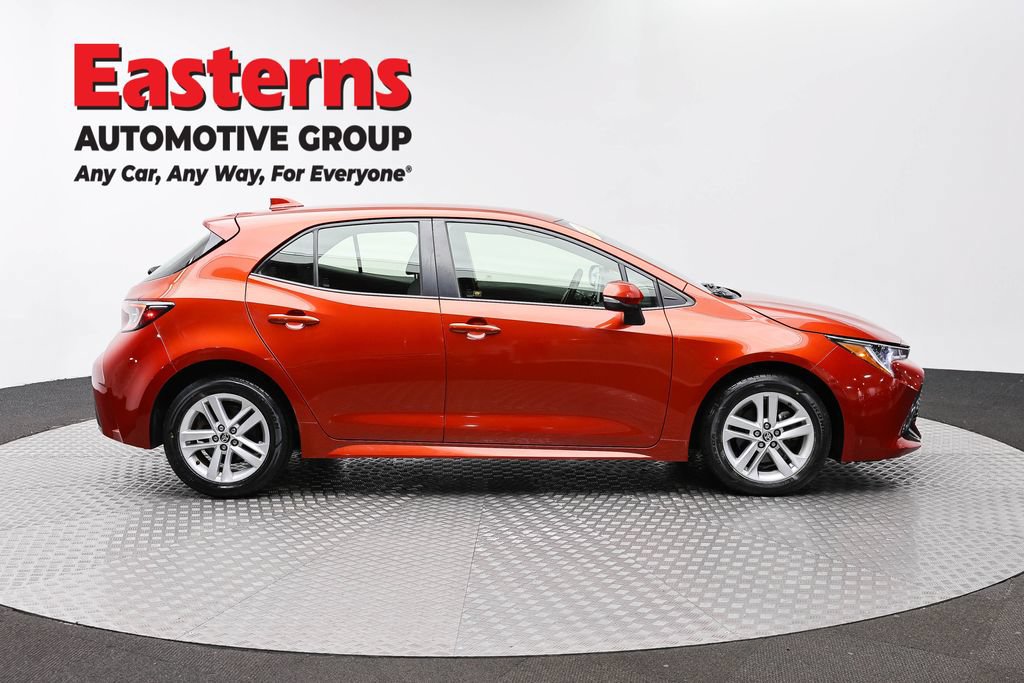 Used 2019 Toyota Corolla SE w/ SE Option Package FWD image 4