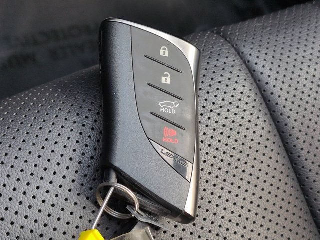 Used 2023 Lexus RX 500h F Sport w/ Accessory Package (2T) AWD/4WD image 30