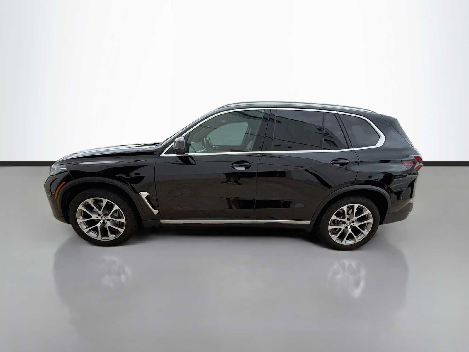 Used 2026 BMW X5 xDrive40i AWD/4WD image 5