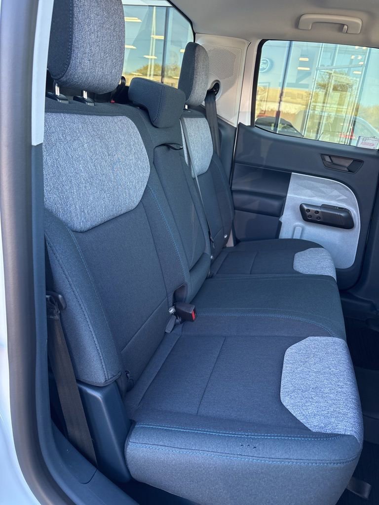 New 2025 Ford Maverick XLT image 27