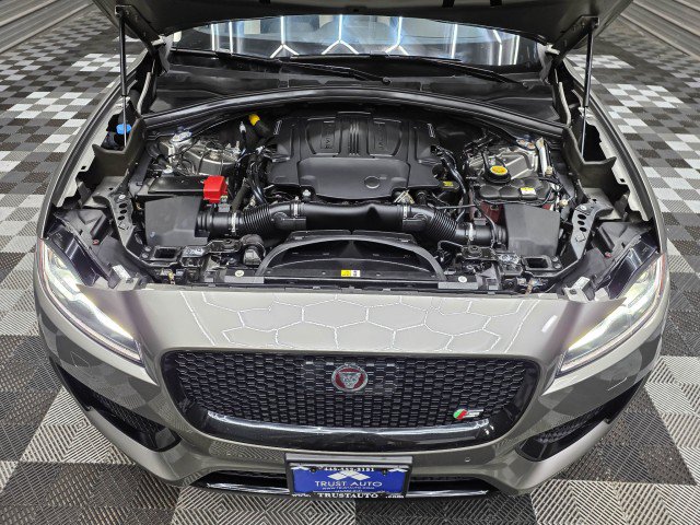 Used 2019 Jaguar F-PACE S AWD/4WD image 39