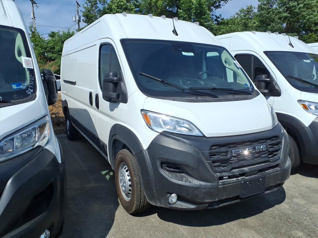 New 2026 RAM ProMaster 2500 w/ Convenience Group FWD image 2