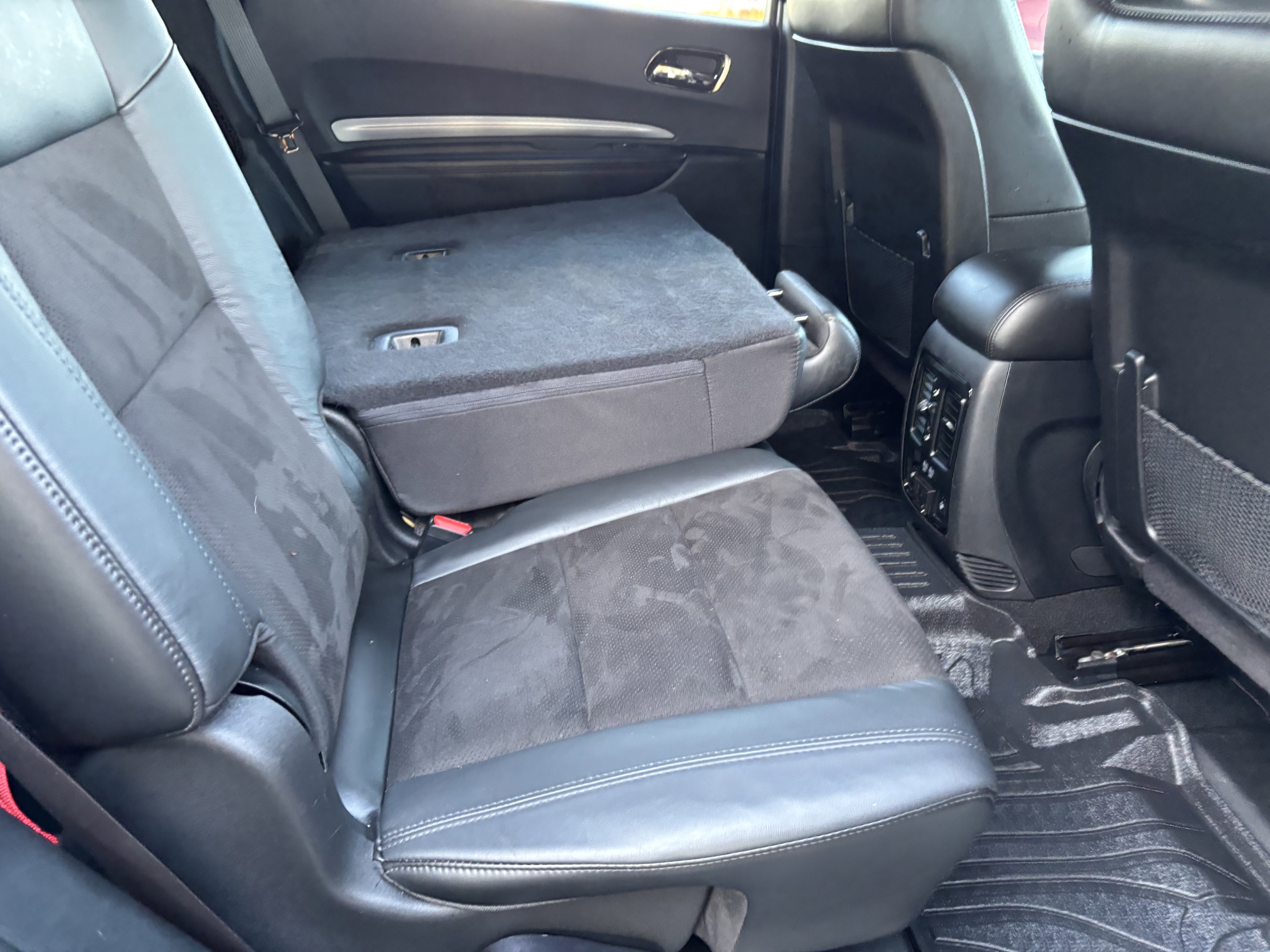 Used 2020 Dodge Durango GT image 31