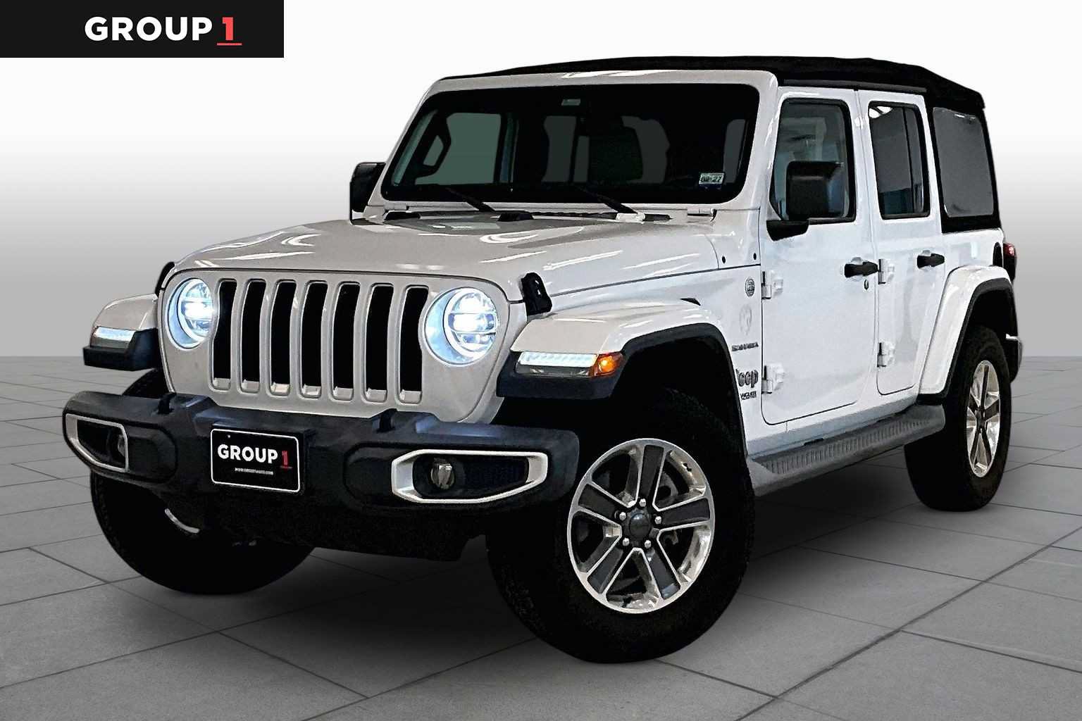 Used 2018 Jeep Wrangler Unlimited Sahara w/ LED Lighting Group AWD/4WD image 1