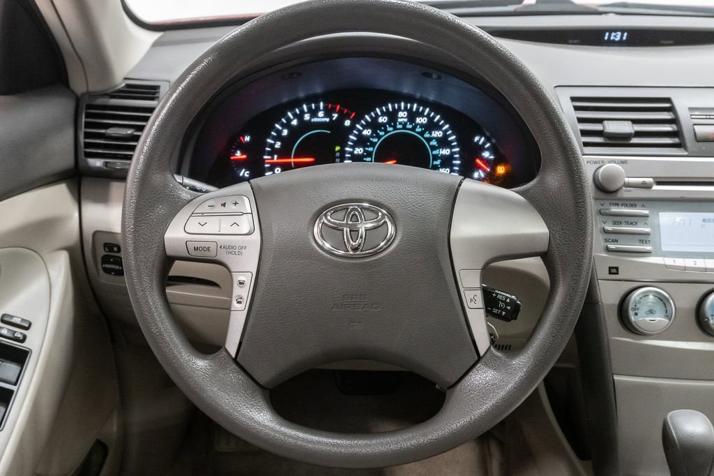 Used 2009 Toyota Camry LE FWD image 11