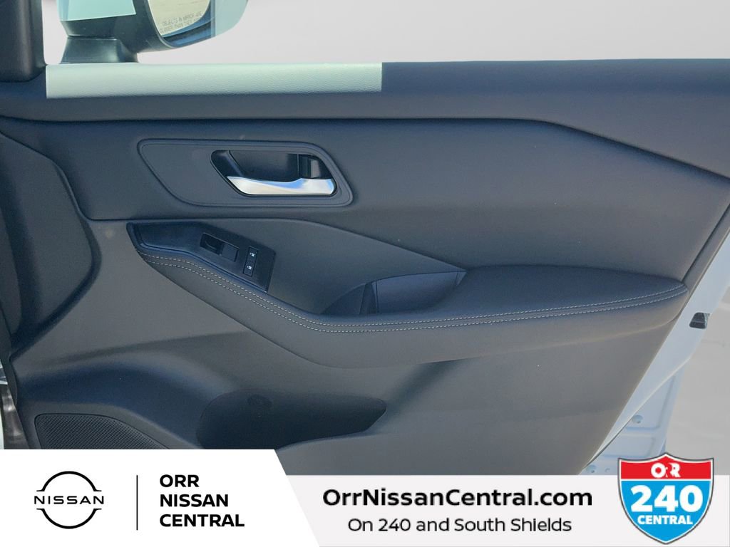 New 2026 Nissan Rogue SV w/ Cold Weather Package FWD image 10