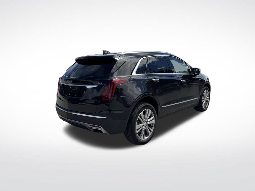 Used 2024 Cadillac XT5 Premium Luxury w/ Technology Package FWD image 5