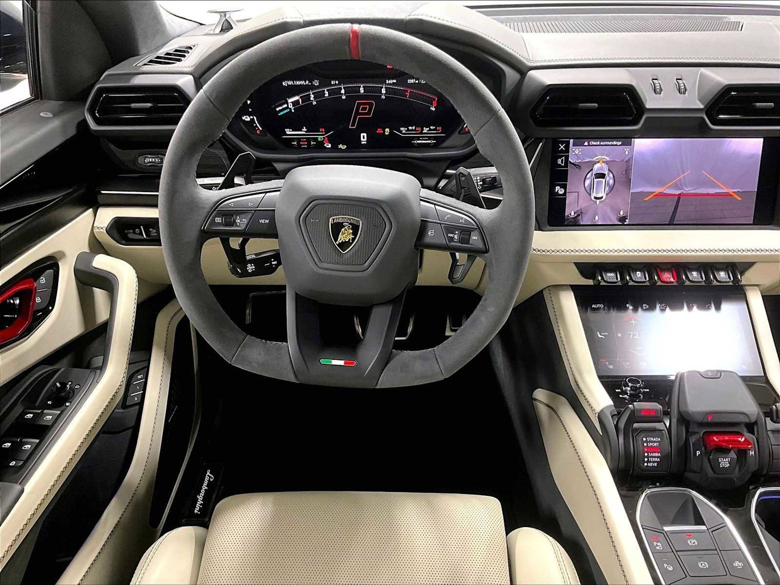 Used 2025 Lamborghini Urus SE image 16