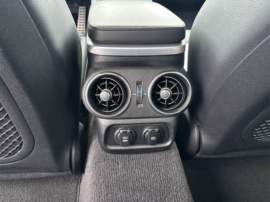 Used 2022 Kia Stinger GT1 image 35