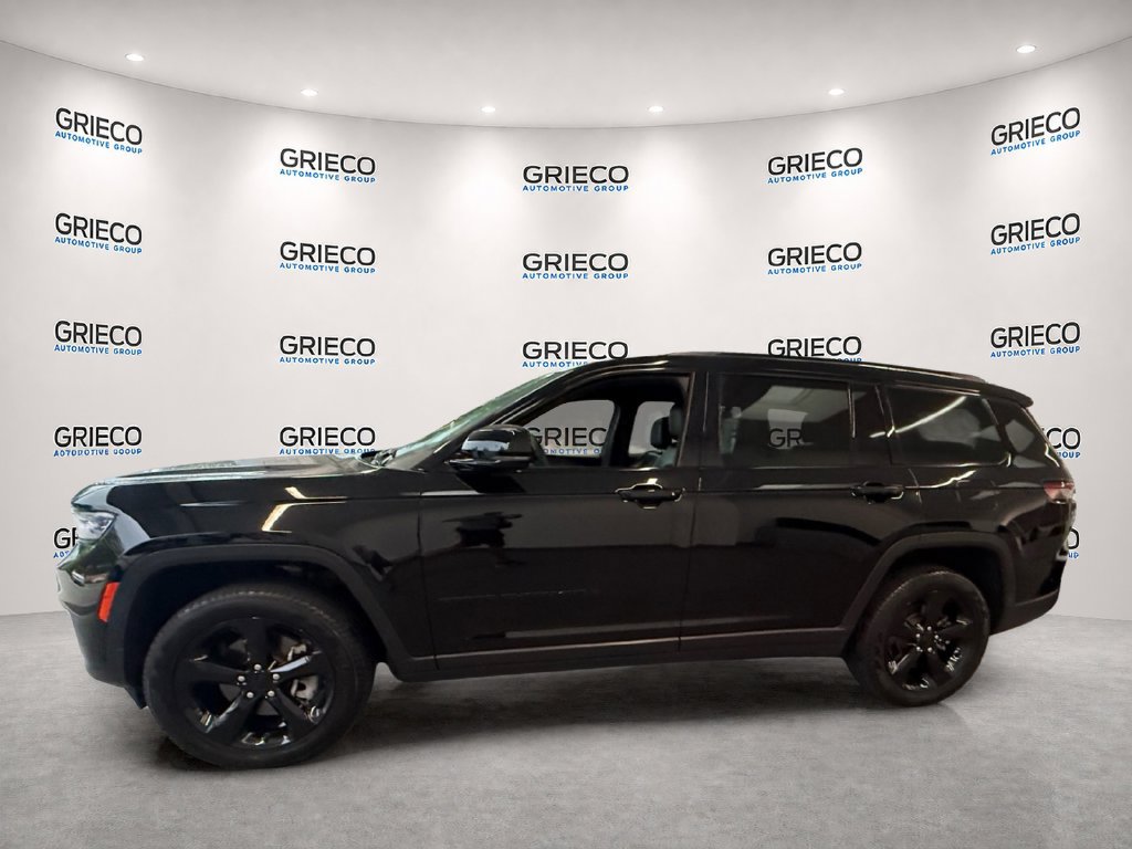 Used 2025 Jeep Grand Cherokee L Limited w/ Black Appearance Package AWD/4WD image 4