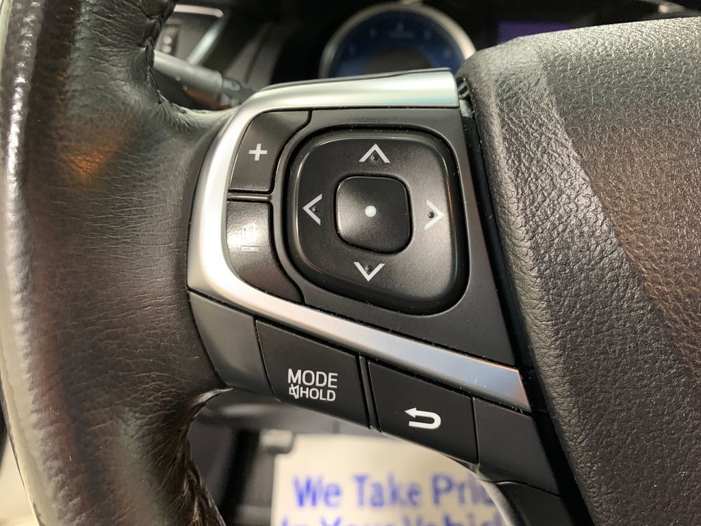 Used 2017 Toyota Camry XLE w/ Moonroof Package image 13