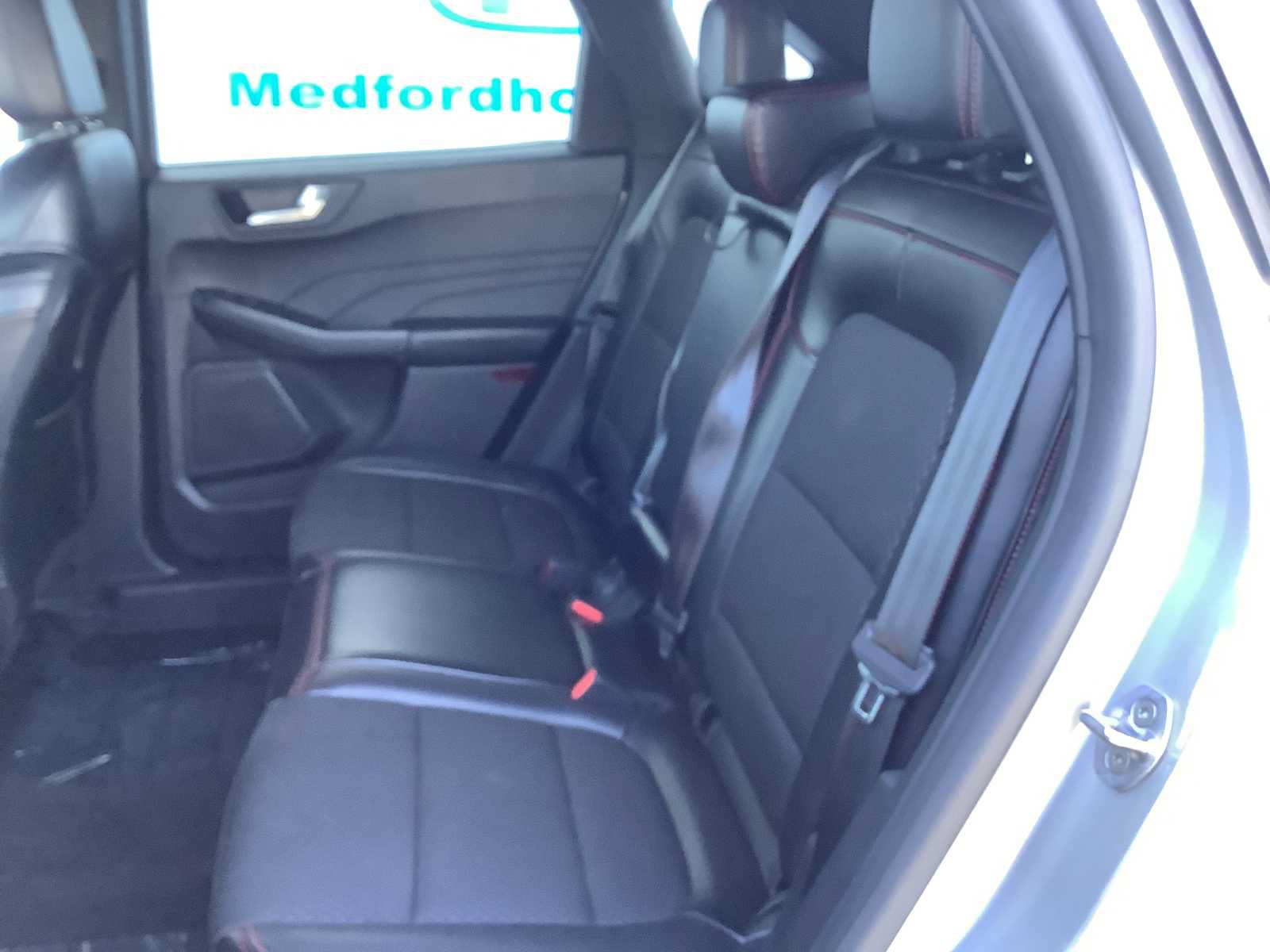 Used 2024 Ford Escape ST-Line AWD/4WD image 13