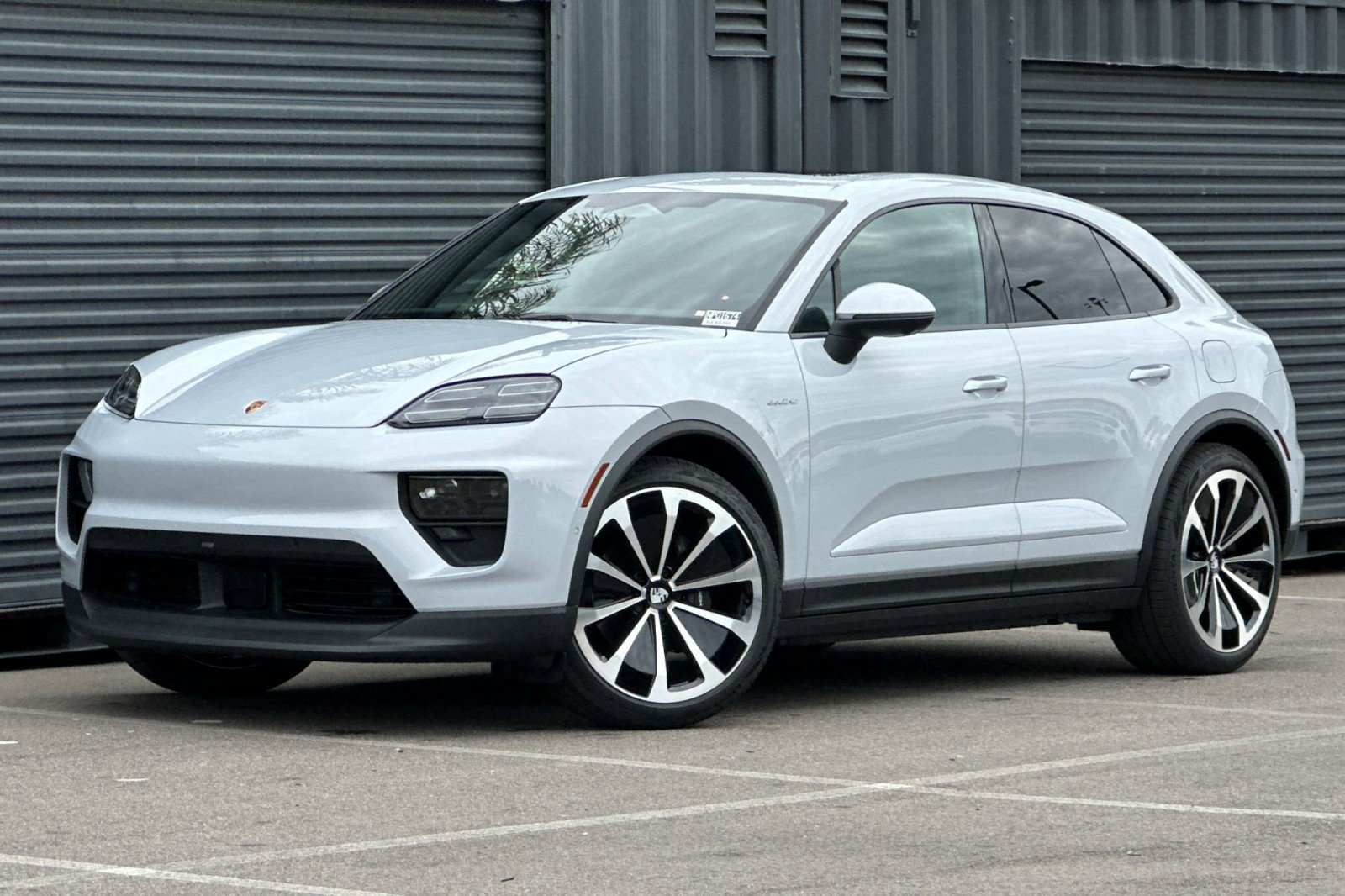 New 2026 Porsche Macan Electric RWD image 1