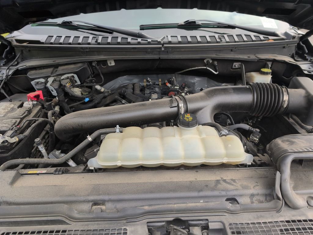 Used 2022 Ford Expedition XLT image 13