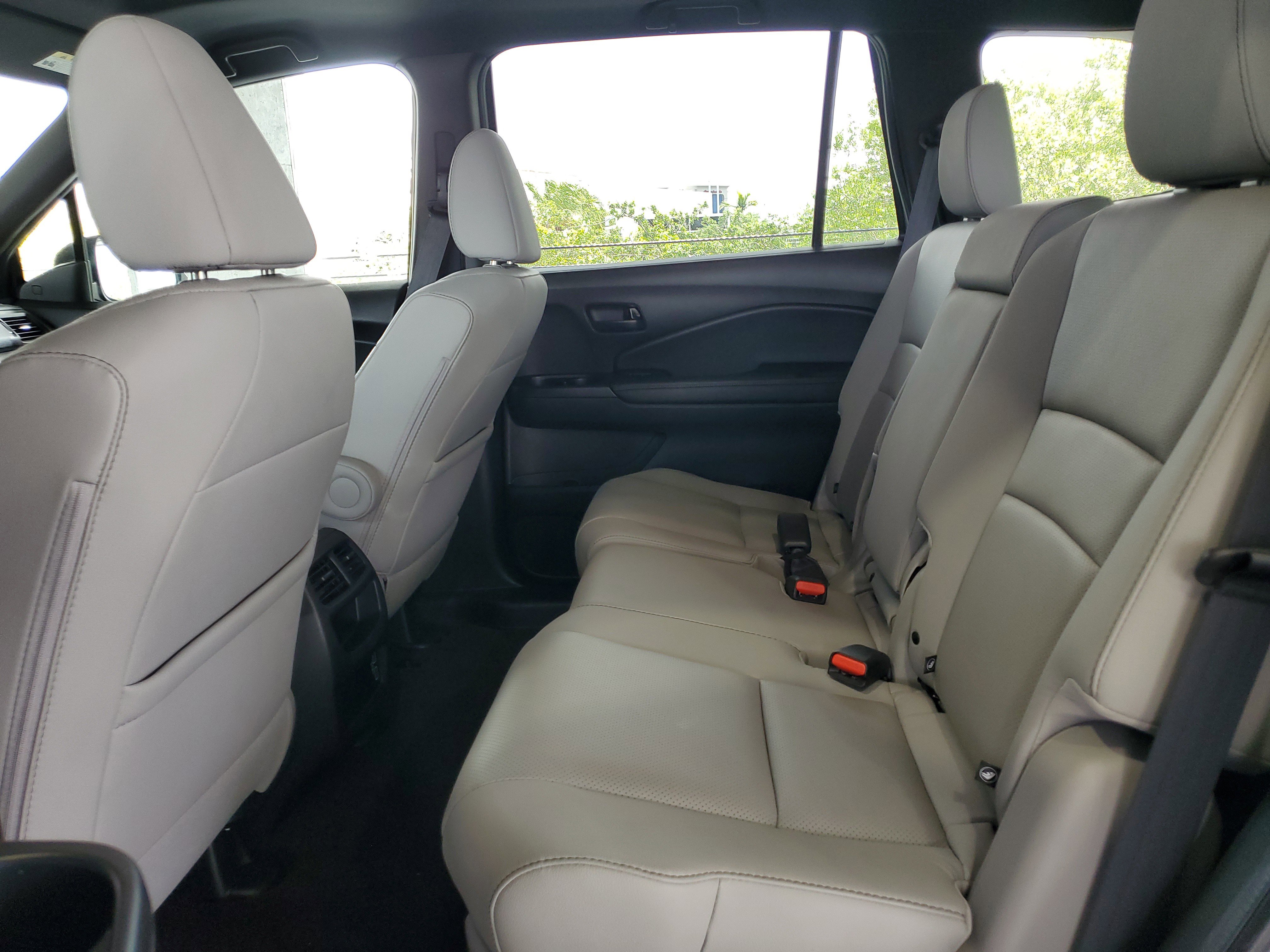 Used 2022 Honda Passport EX-L image 9