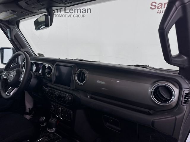 Used 2022 Jeep Wrangler Unlimited Sahara image 27