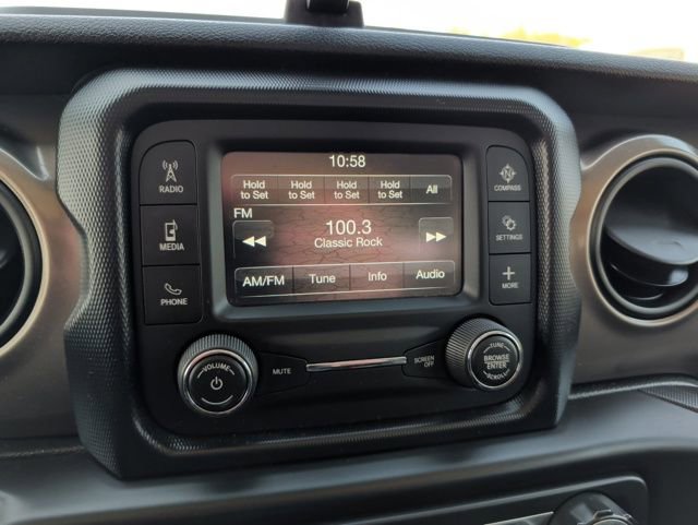 Used 2018 Jeep Wrangler Unlimited Sport image 22