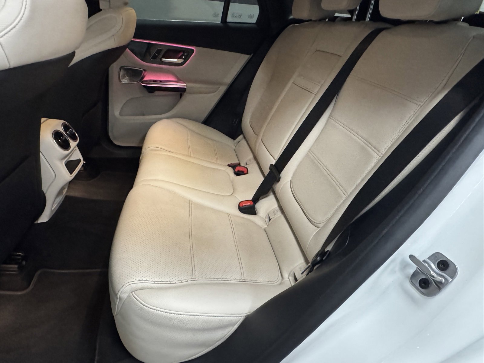 Certified 2023 Mercedes-Benz GLC 300 image 40