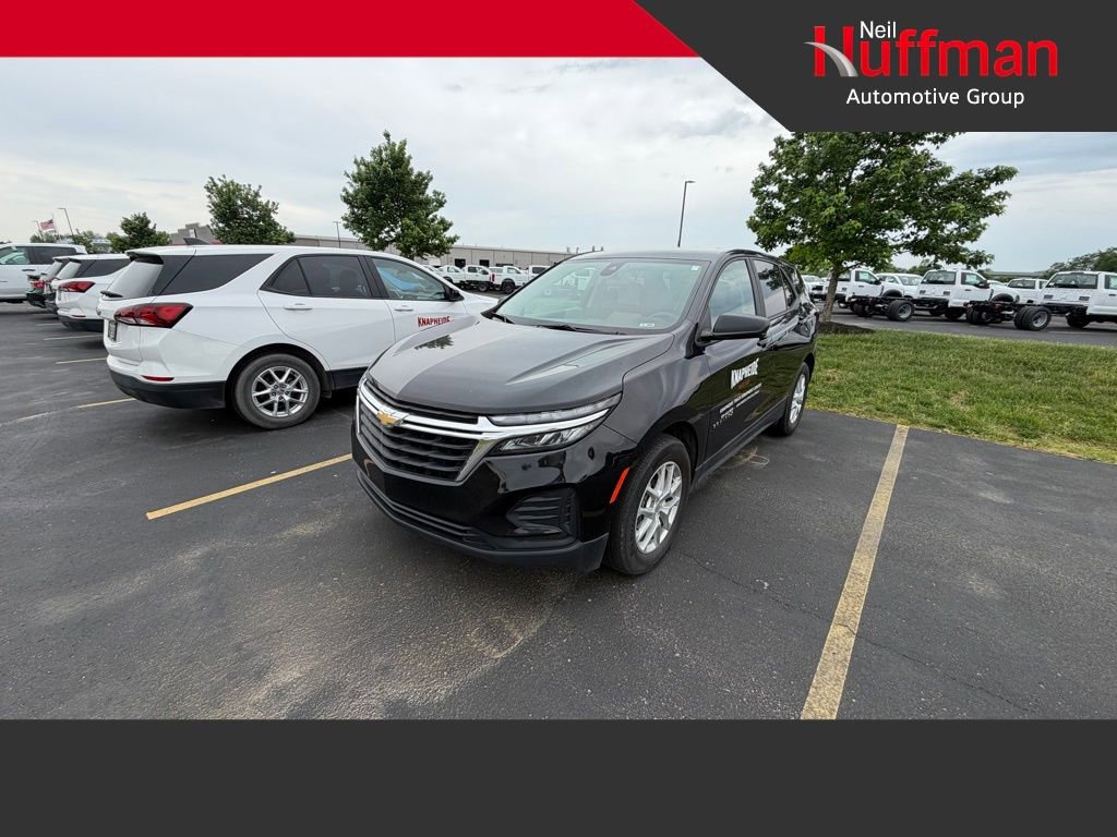 Used 2024 Chevrolet Equinox LS w/ LS Convenience Package FWD image 1