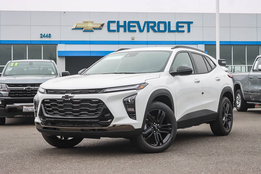 New 2026 Chevrolet Trax ACTIV image 1