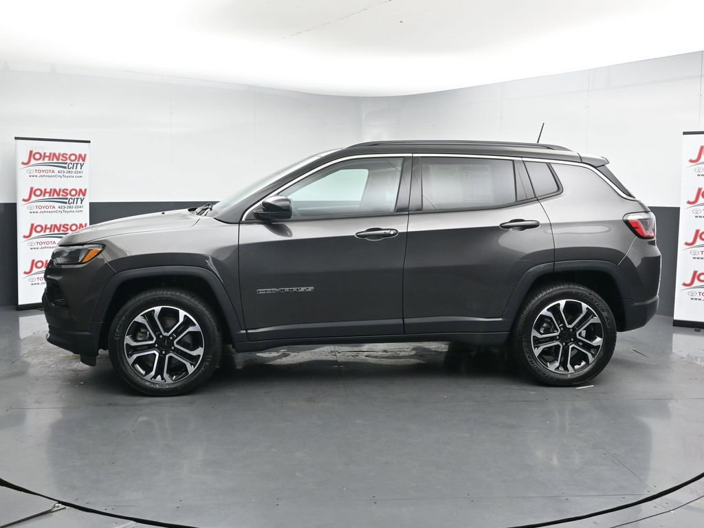 Used 2023 Jeep Compass Limited AWD/4WD image 5