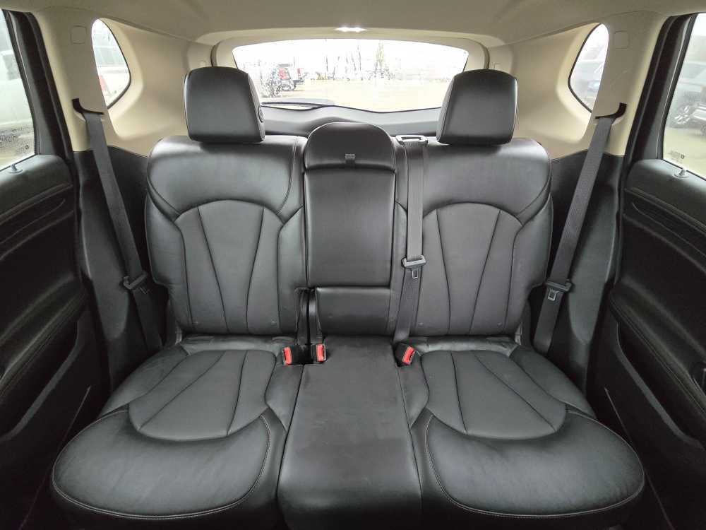 Used 2017 Buick Envision Premium image 17