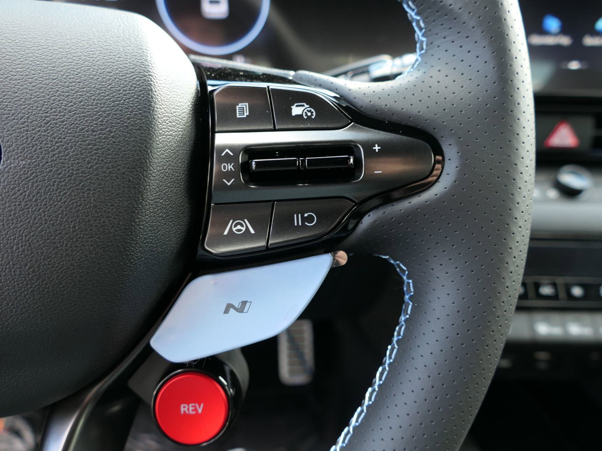 New 2026 Hyundai Elantra N FWD image 14