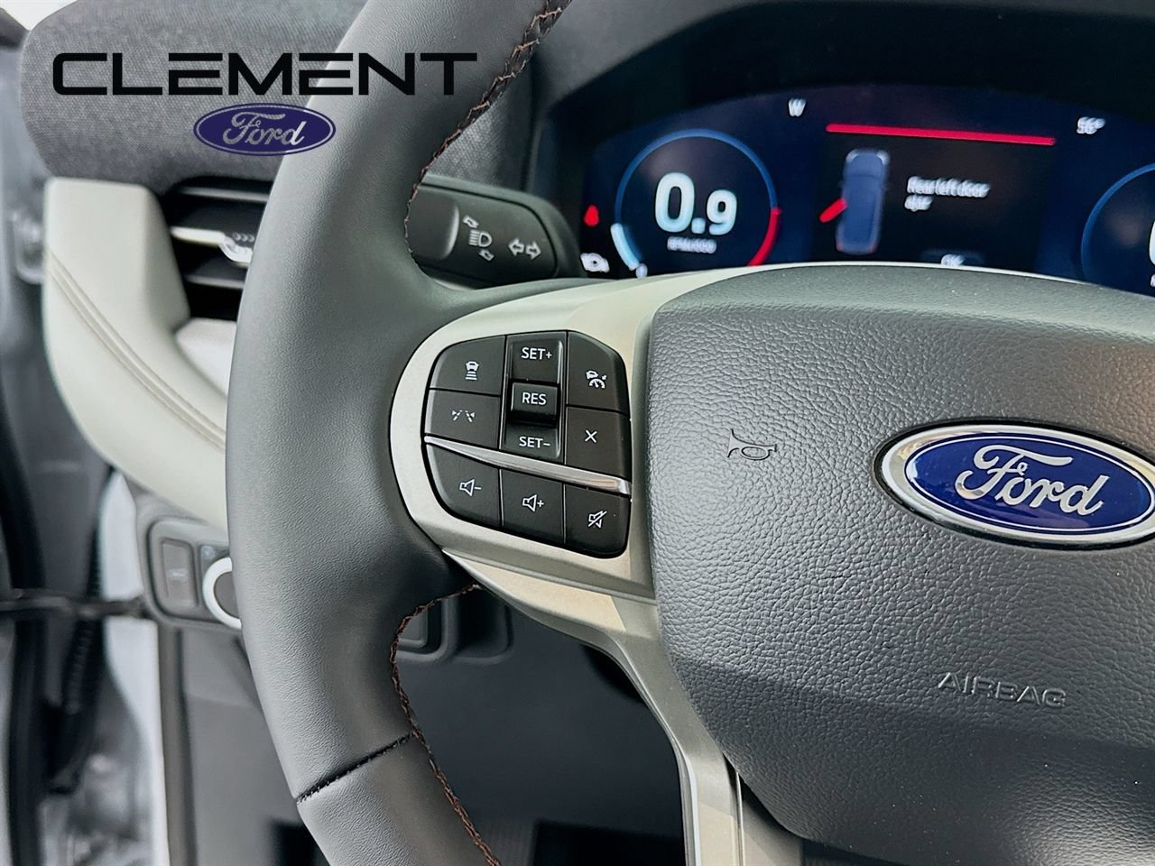 New 2026 Ford Explorer Active w/ Active Comfort Package AWD/4WD image 15