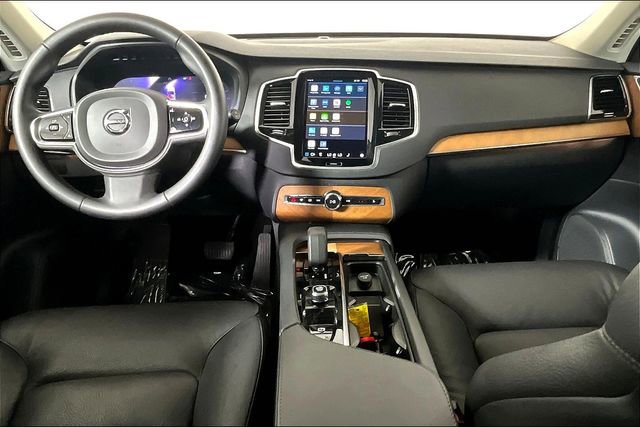 Used 2024 Volvo XC90 B6 Plus image 15