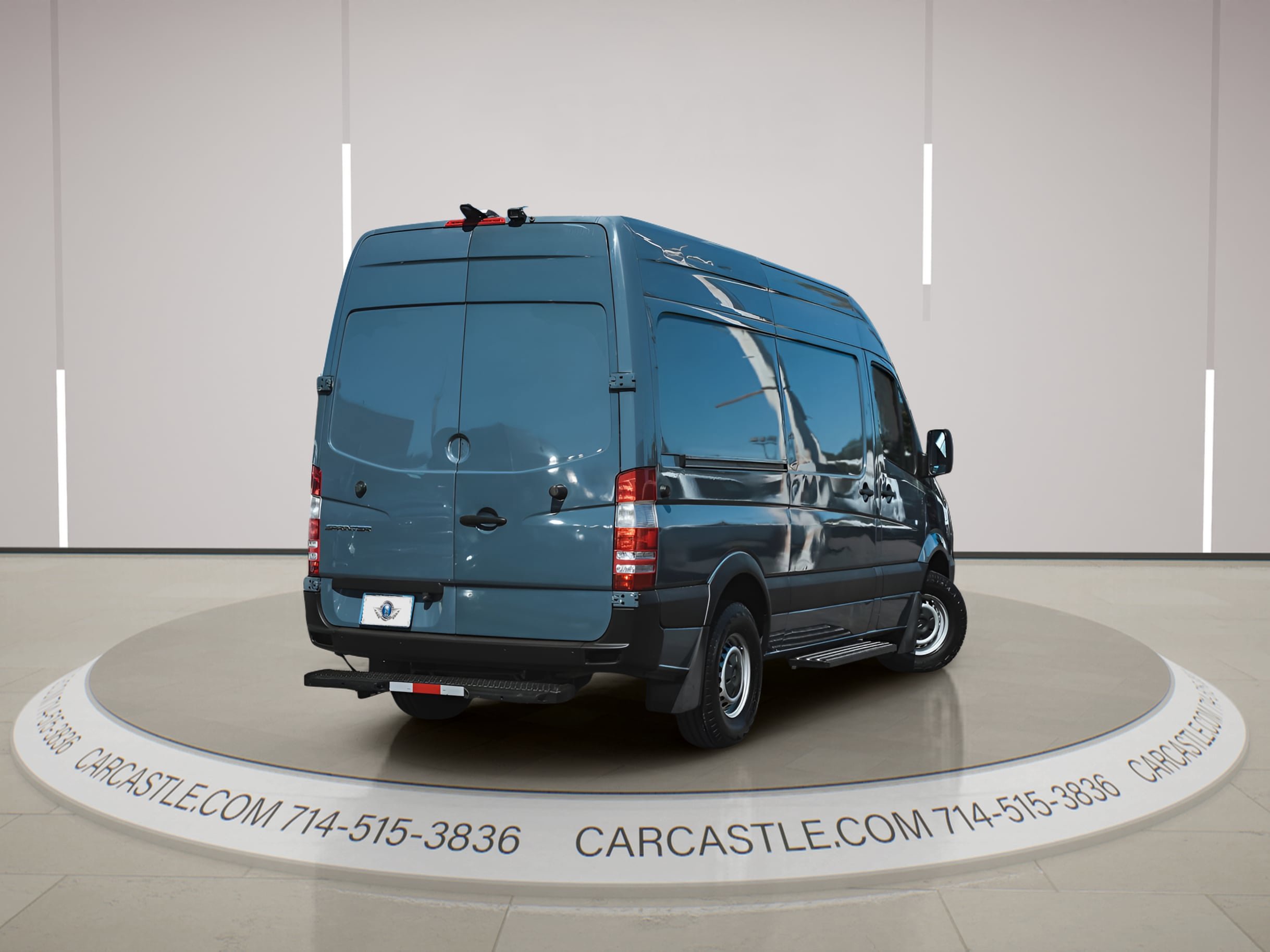 Used 2018 Mercedes-Benz Sprinter 2500 image 4