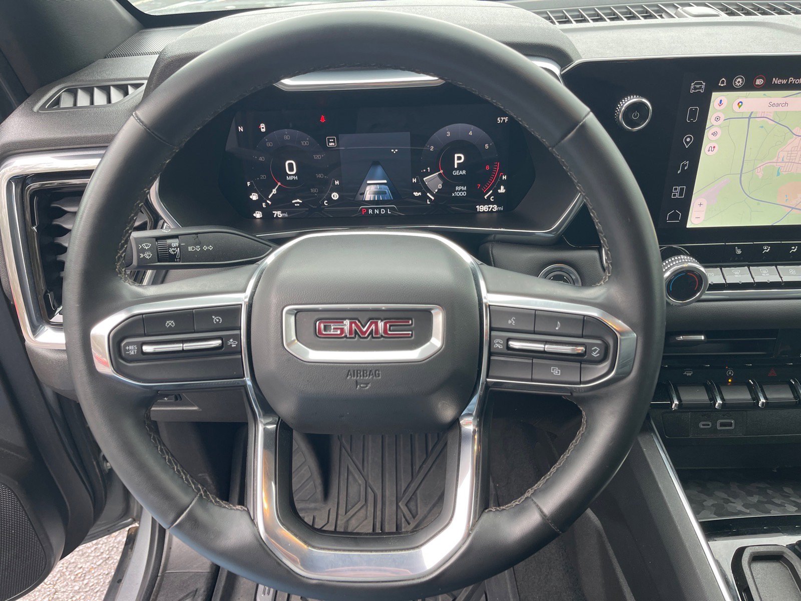 Used 2024 GMC Canyon Elevation w/ Convenience Package image 7