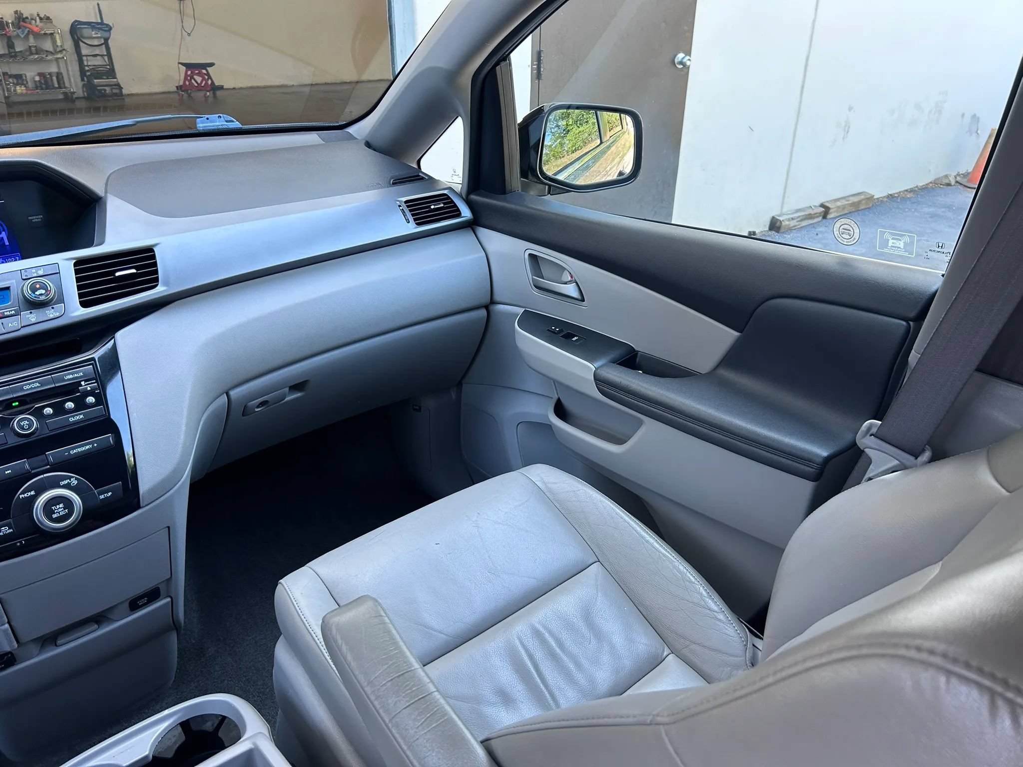 Used 2012 Honda Odyssey EX-L image 42