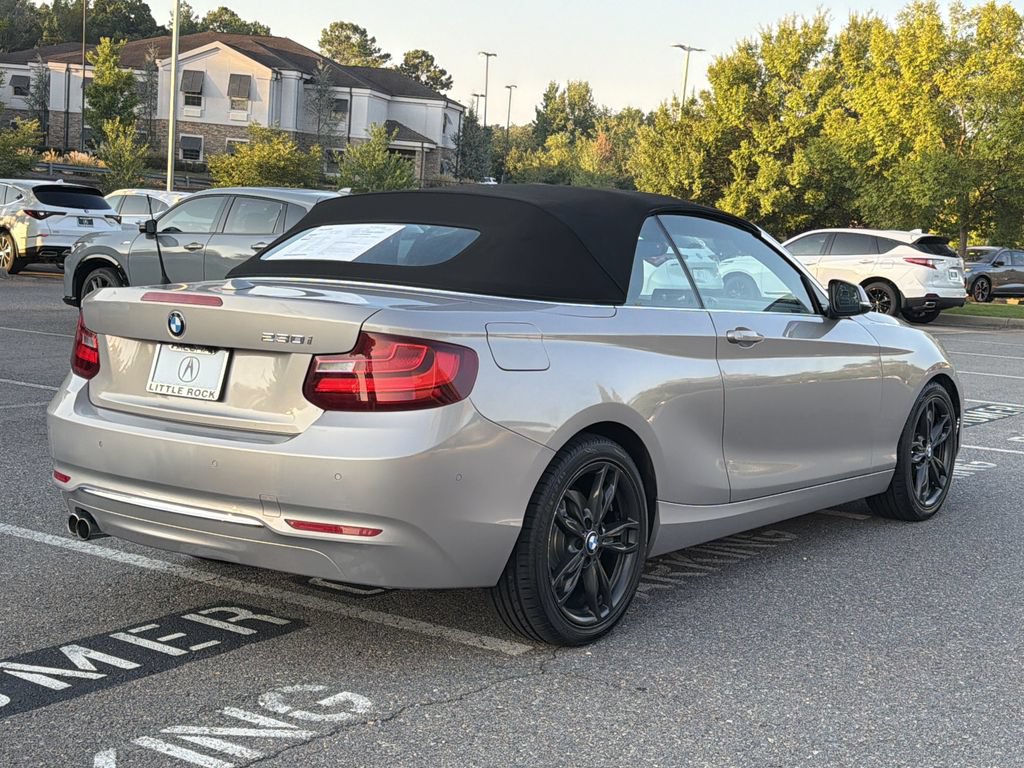 Used 2017 BMW 230i Convertible RWD image 3