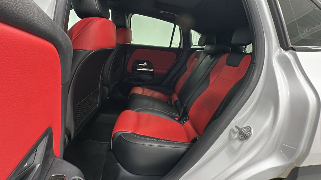 Used 2022 Mercedes-Benz GLA 35 AMG 4MATIC image 12