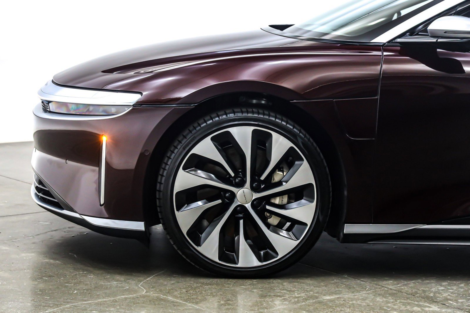 Used 2022 Lucid Air Grand Touring image 10