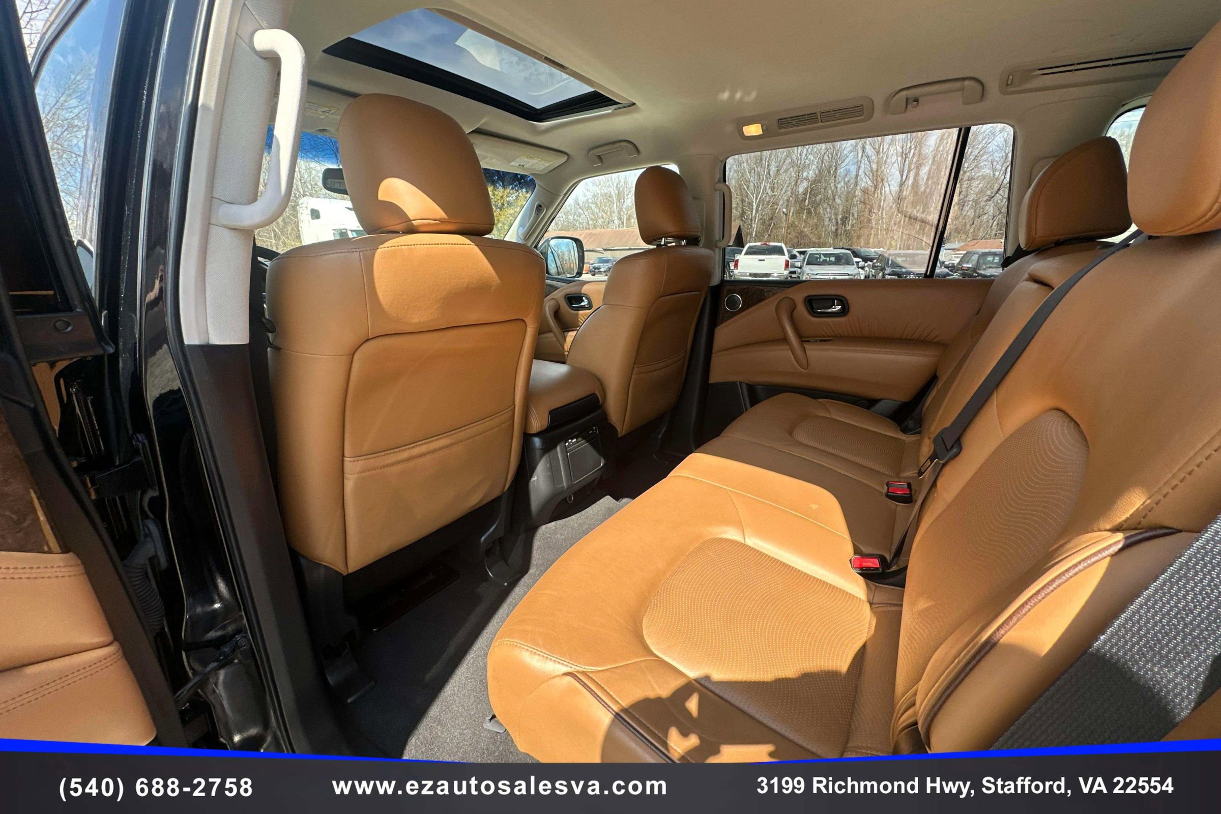 Used 2016 INFINITI QX80 4WD w/ Signature Edition Package image 21