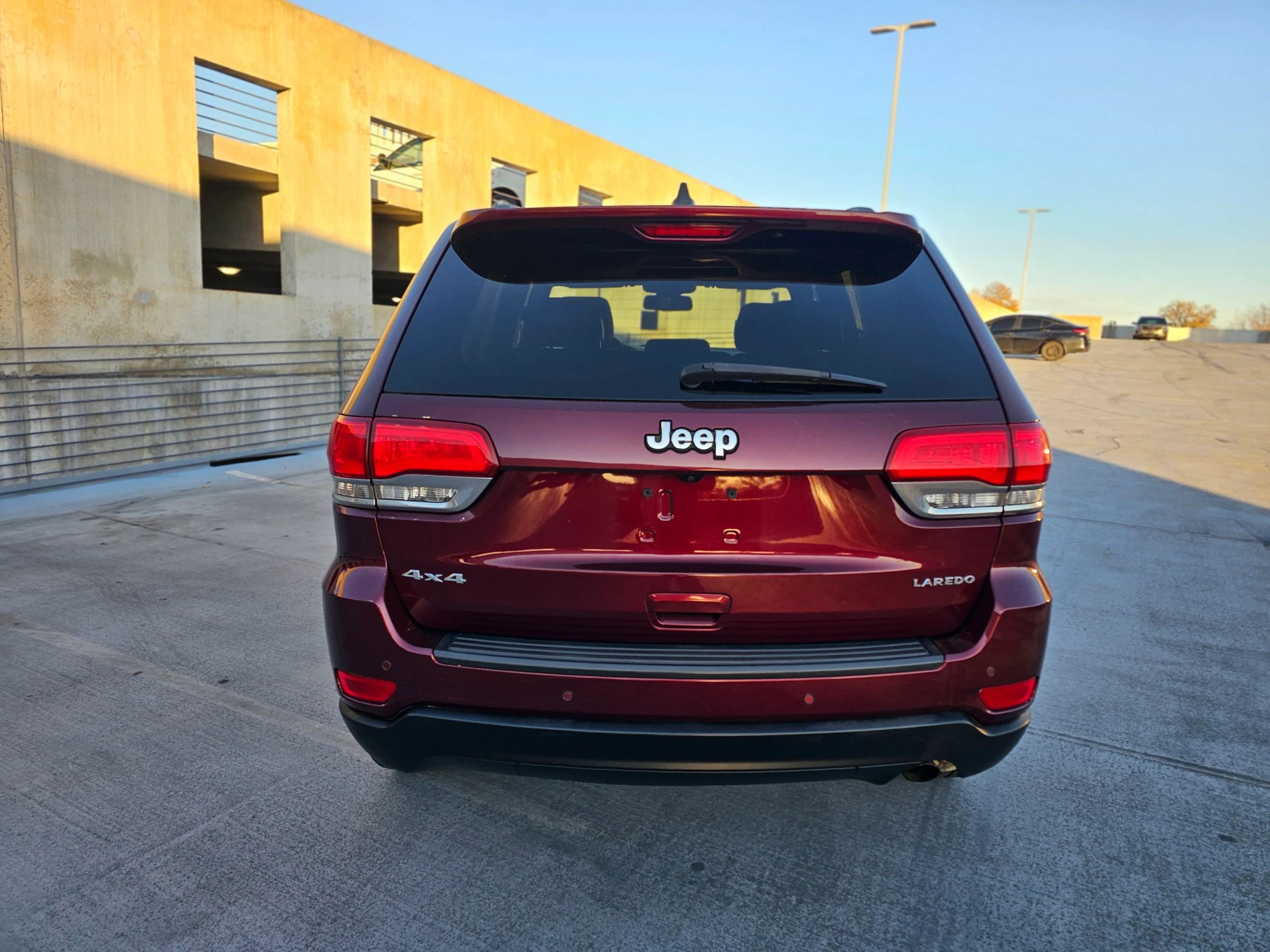 Used 2016 Jeep Grand Cherokee Laredo w/ Quick Order Package 23E image 8