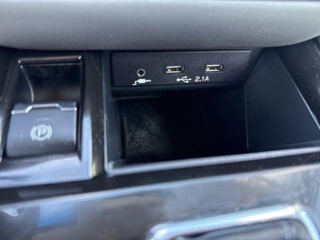 Used 2022 Subaru Outback Premium image 24