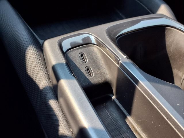 Used 2024 Chevrolet Equinox EV RS FWD image 11