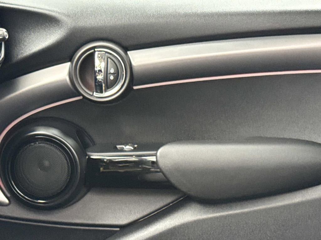 Used 2024 MINI Cooper S image 19