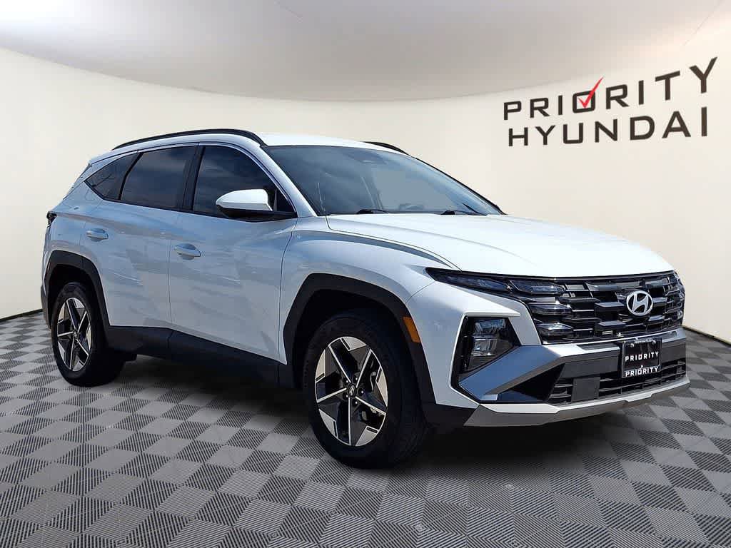 Used 2025 Hyundai Tucson SEL AWD/4WD image 3
