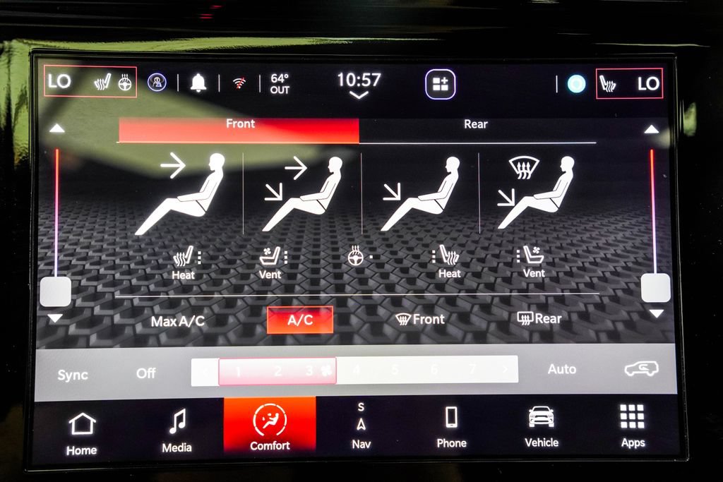 Used 2025 Dodge Durango GT AWD/4WD image 35