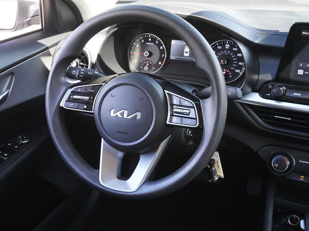 Used 2023 Kia Forte LXS w/ LXS Technology Package FWD image 30