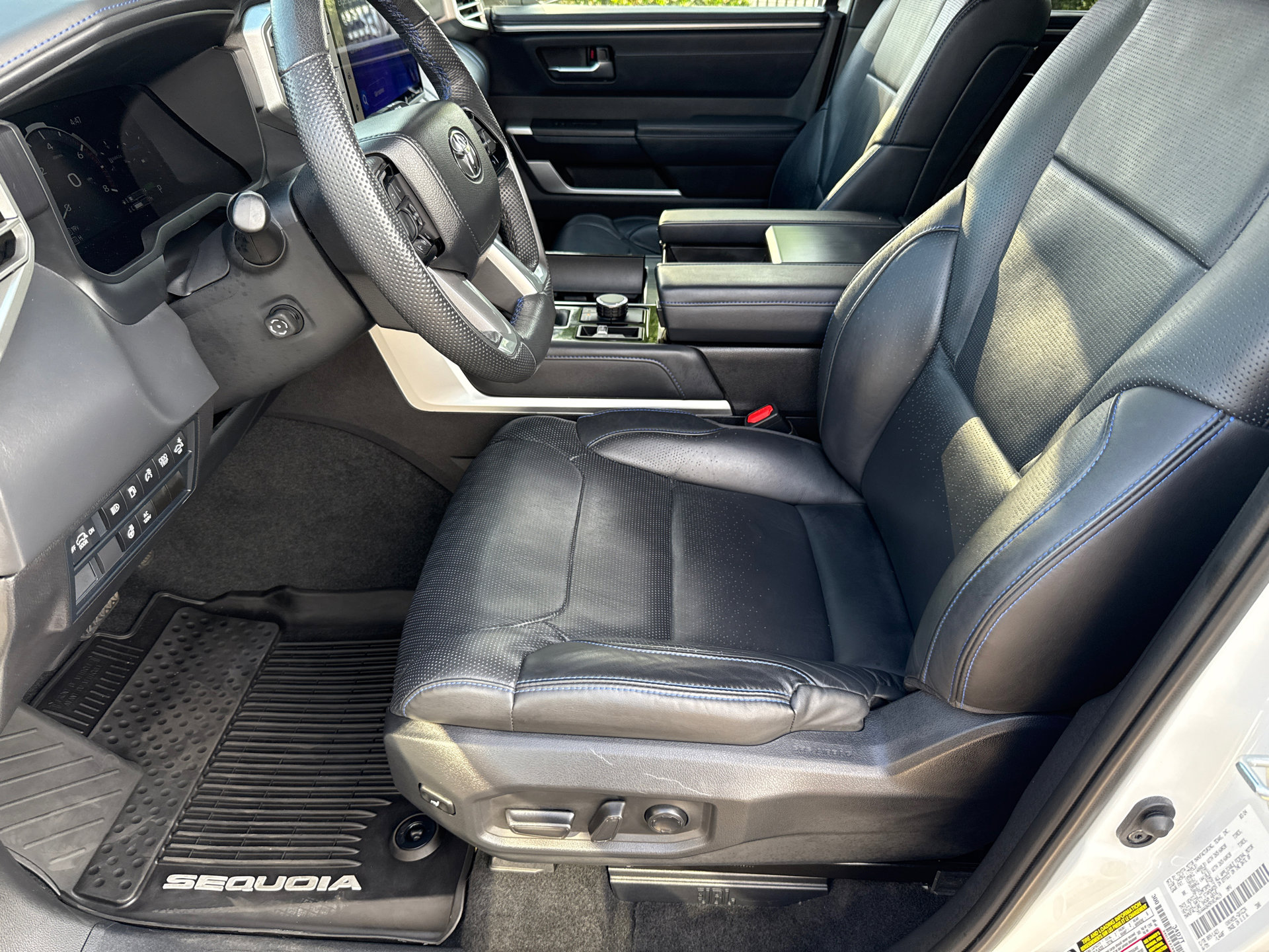 Certified 2024 Toyota Sequoia Platinum AWD/4WD image 27